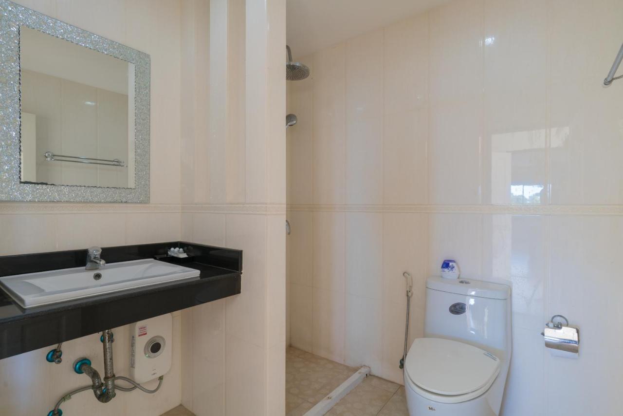 Goldstone Residency Patong , Phuket Leilighet Eksteriør bilde